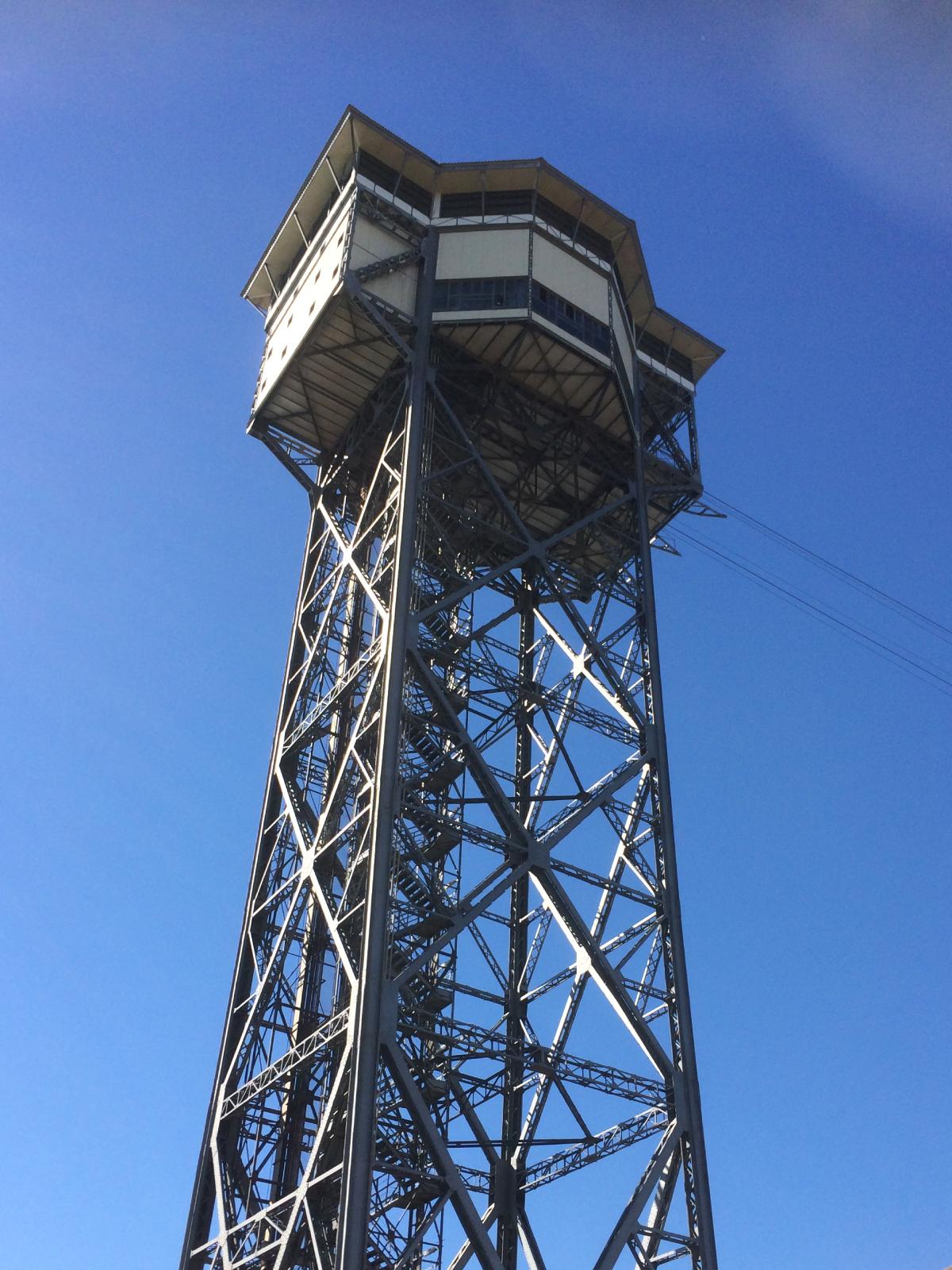 Barceloneta cable car tower