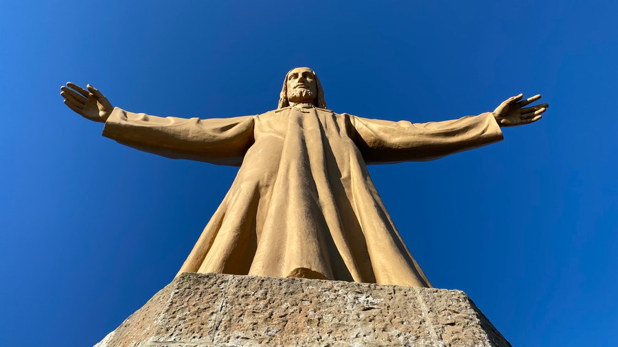 Christ statuu