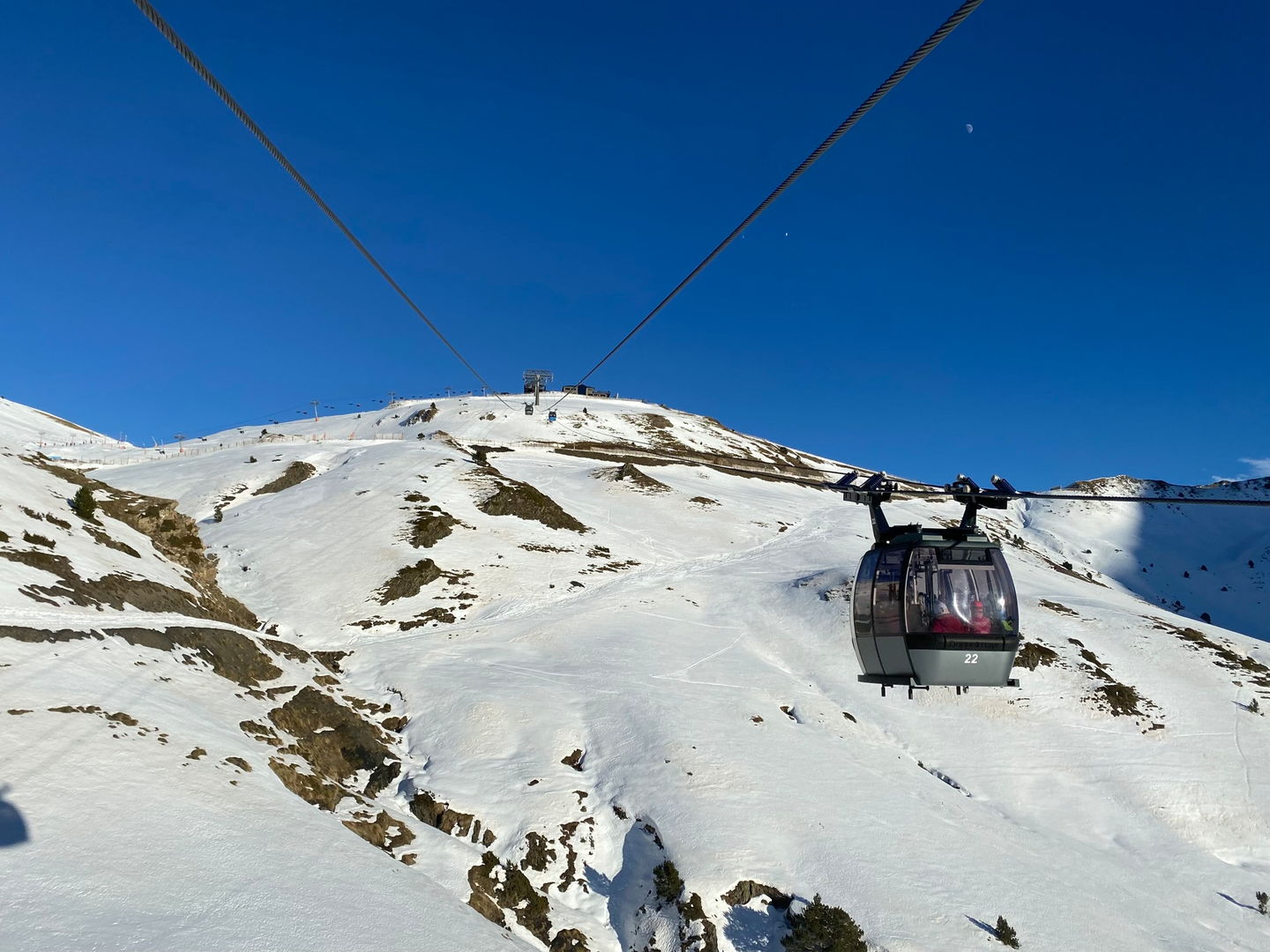 Encamp cablecar - final ascent