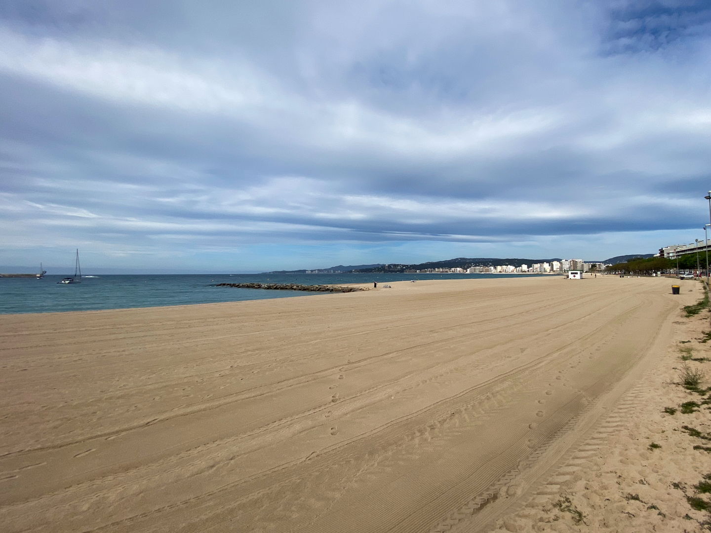 Roses Beach